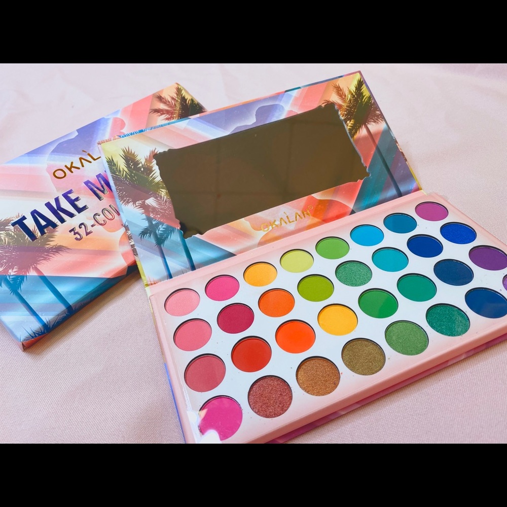 Eyeshadow palette